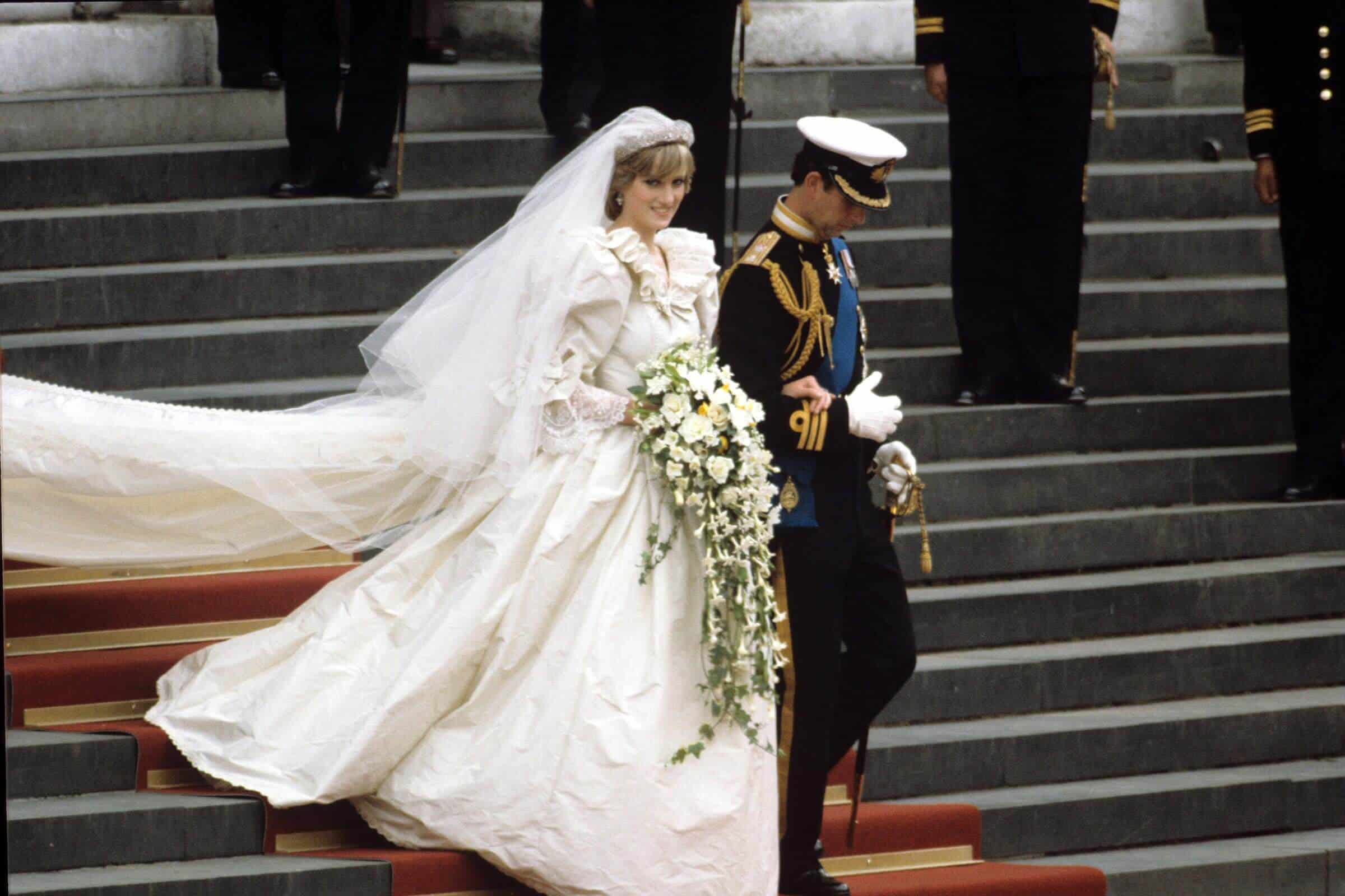 rochie-de-mireasa-printesa-Diana