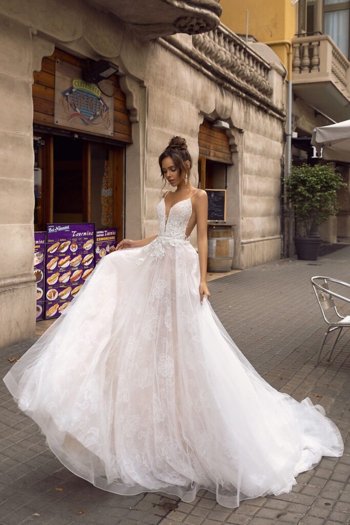 rochie de mireasa tul