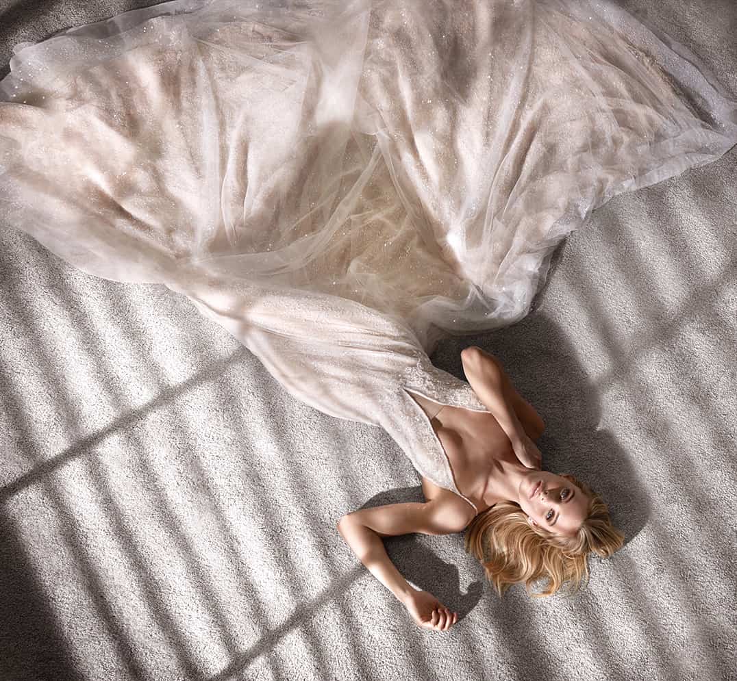 Glamour și strălucire. Un nou designer completează portofoliul Vera Sposa