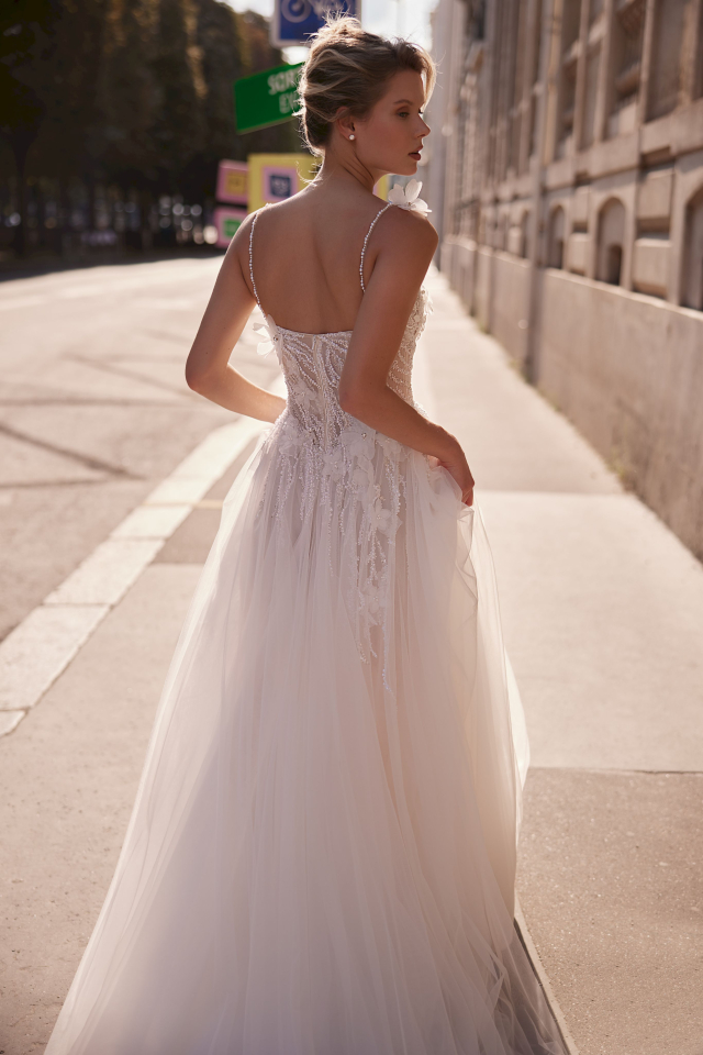 Rochie de mireasa a-line Ganeva