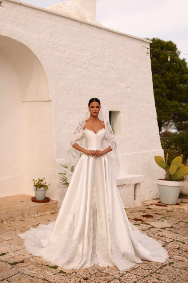 Rochie de mireasă a-line Margoty