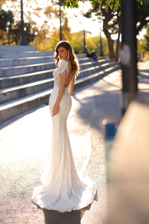 model in rochie de mireasa sirena Zendaya 2in1 de la Vera Sposa